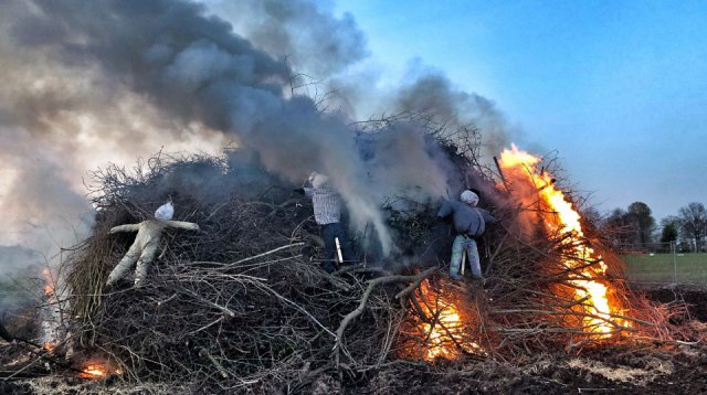 Paasvuur (zondag  9 april 2023)